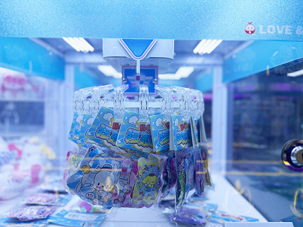 Magic Cube Clip Machine Prize Compartment & Clamp Mechanism | Hiclawcrane